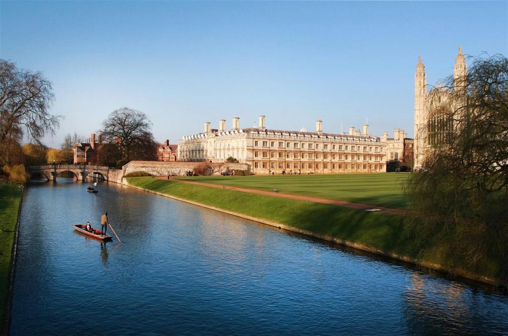 Cambridge Apartment 外观 照片